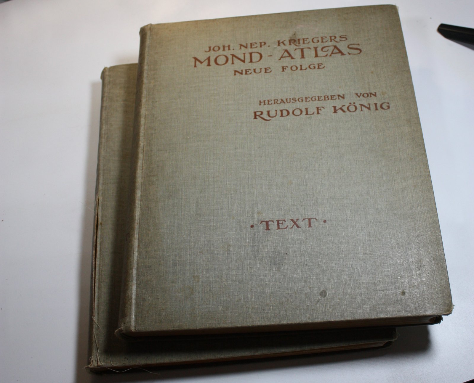 Mond Atlas